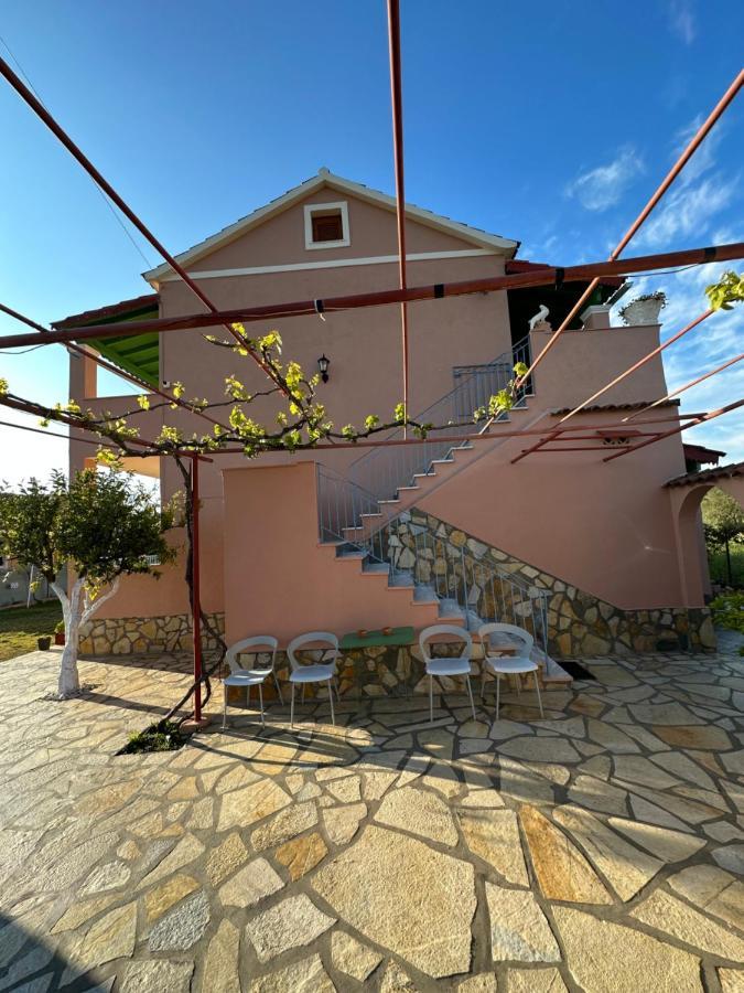 Telis One Daire Roda (Corfu)